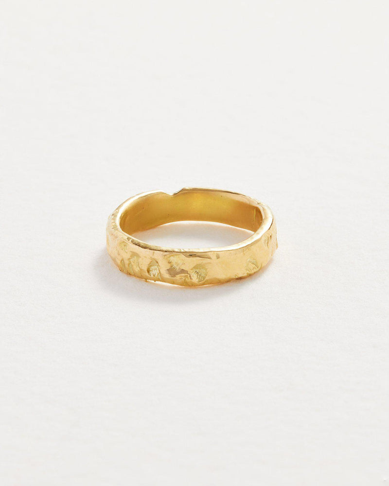 Organic Shape Rustic Diamond Ring in 18k Gold - size 6.5 - Shibumi Gallery